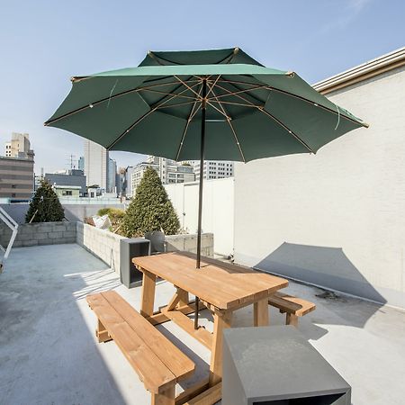 Philstay Myeongdong Metro Seúl Exterior foto